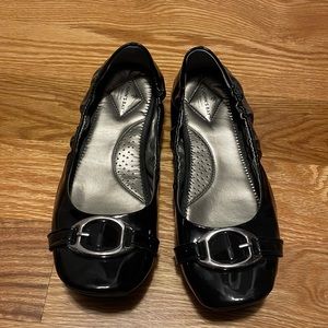 Black flats